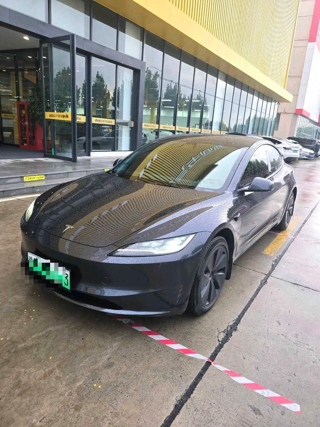 2024 immagine di auto 