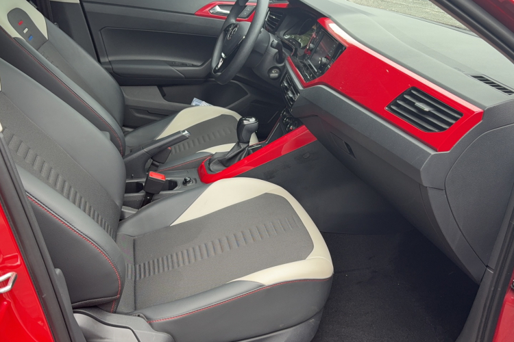 Volkswagen Polo 2019 #21 Volkswagen Polo 2019 car image #21