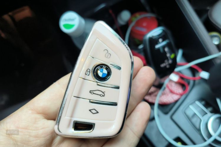 BMW X1 2021 car image #10