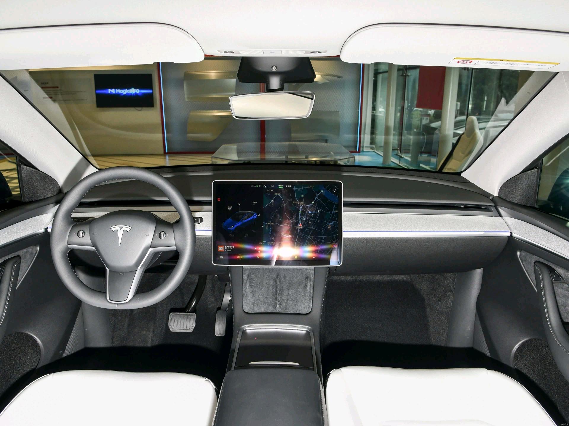 Tesla Model Y 2022 #7 Tesla Model Y 2022 صورة سيارة #7