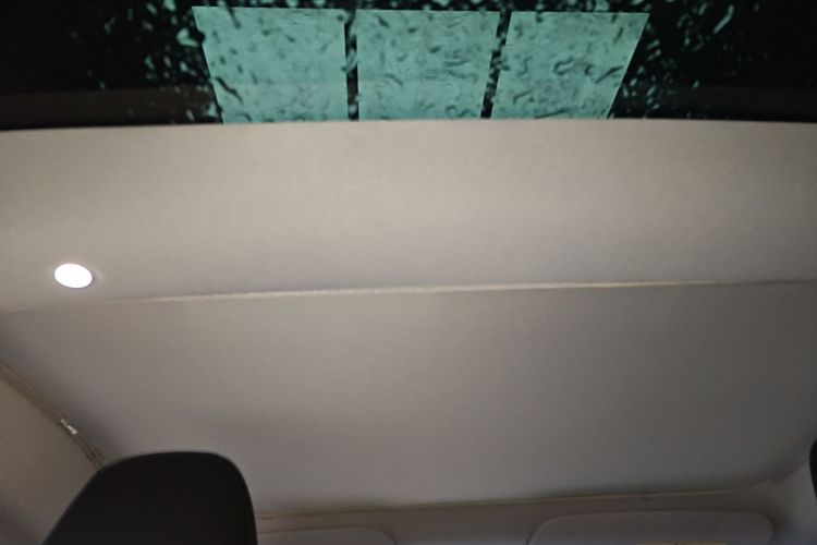 Tesla Model 3 2025 car image #20