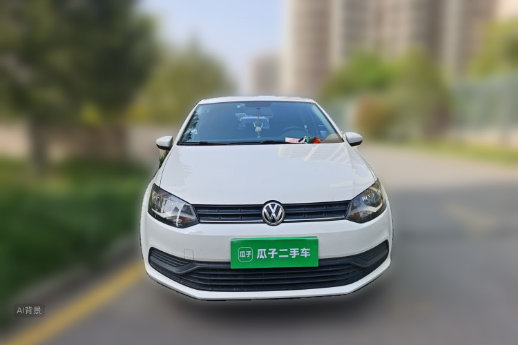 Volkswagen Polo 2016 car image #3