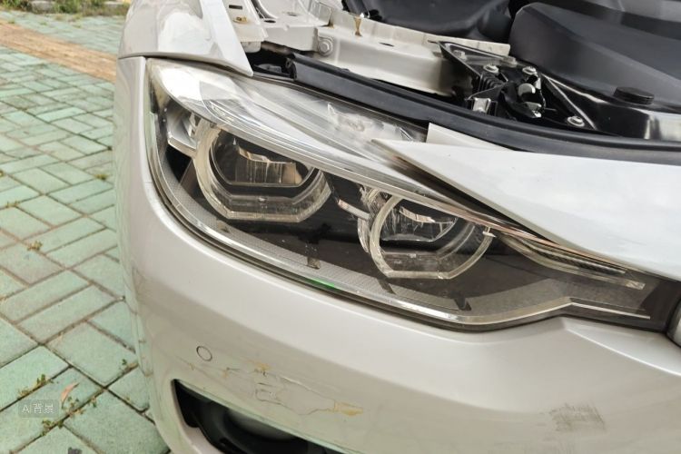 BMW 3 Series 2017 car image #8