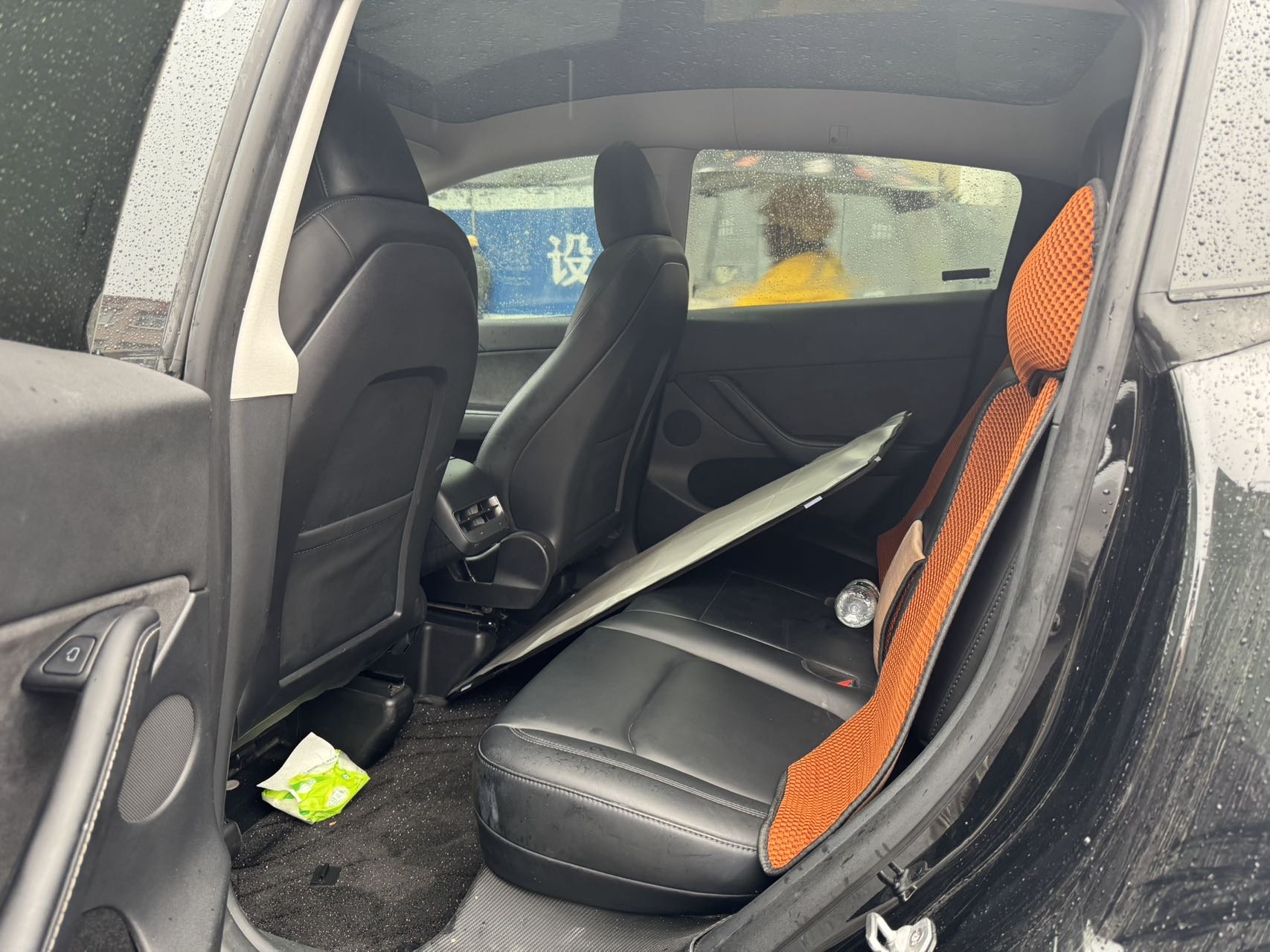 Tesla Model Y 2023 #3 Tesla Model Y 2023 car image #3