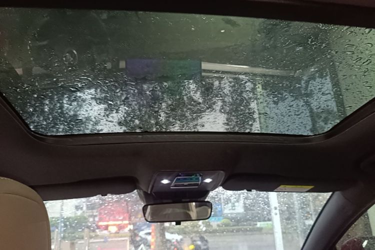 BYD Han 2022 car image #18