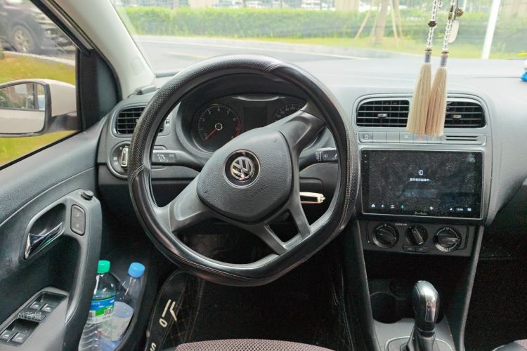 Volkswagen Polo 2019 #12 Volkswagen Polo 2019 car image #12