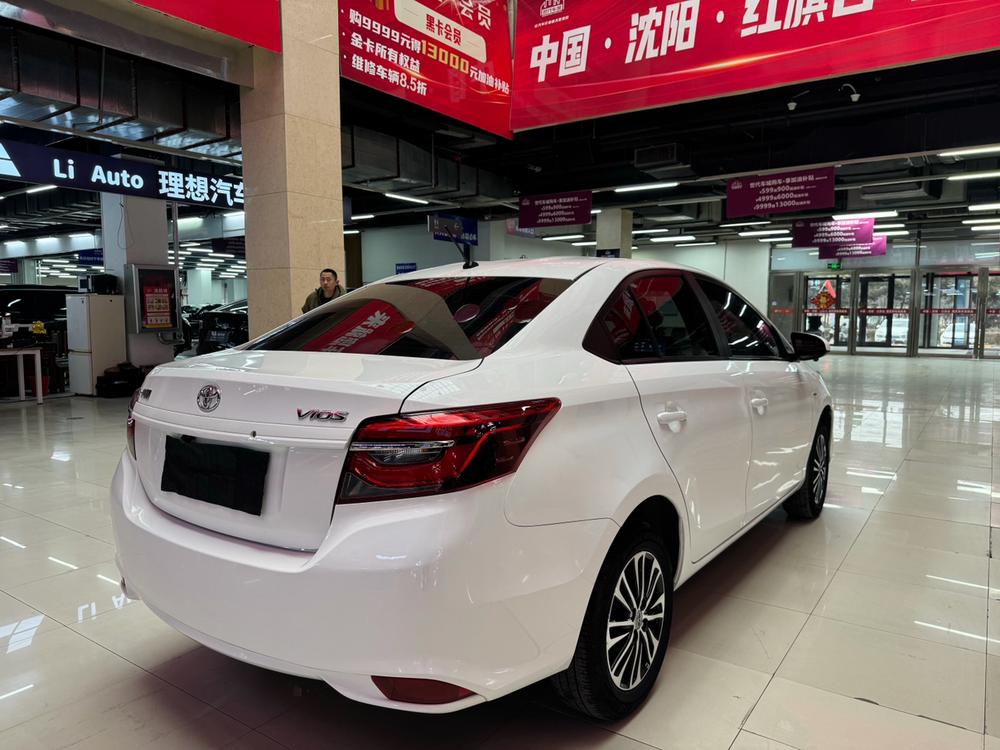 Toyota Vios 2021 imagen de coche #6