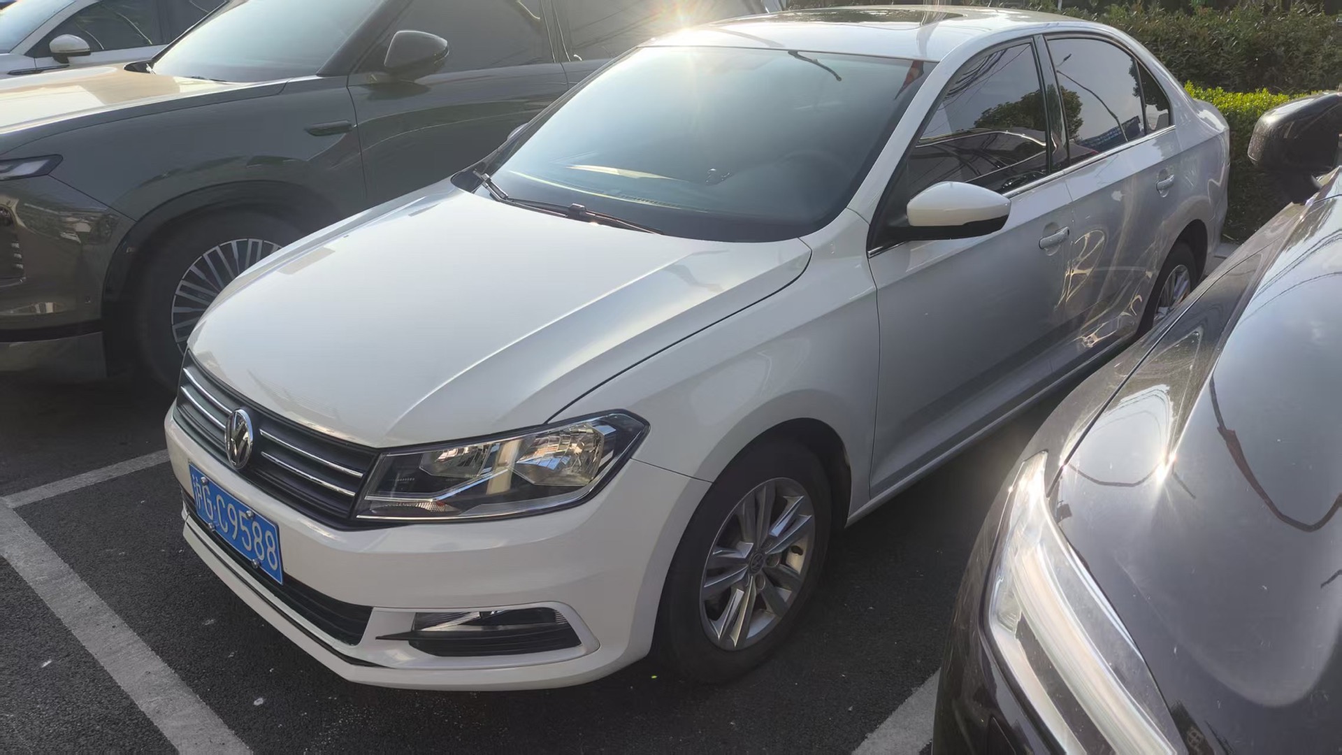 Volkswagen Santana 2017 car image 