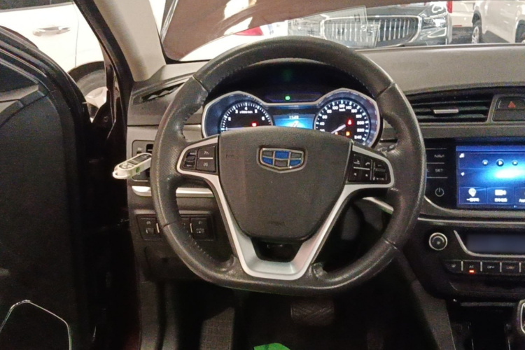 GEELY Emgrand 2017 #15 GEELY Emgrand 2017 car image #15