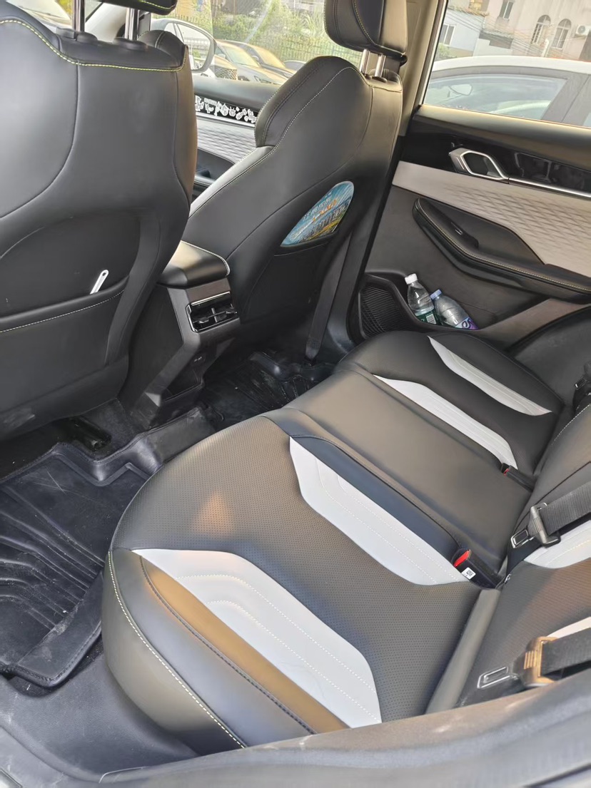 GEELY Coolray 2022 #4 GEELY Coolray 2022 صورة سيارة #4