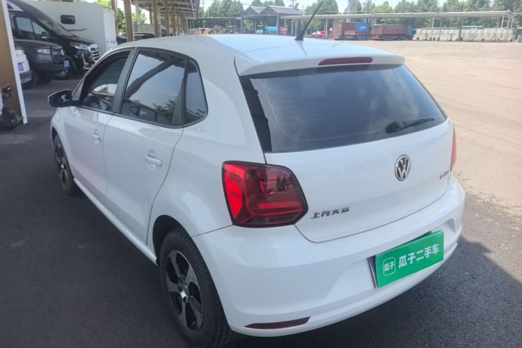Volkswagen Polo 2017 car image #5