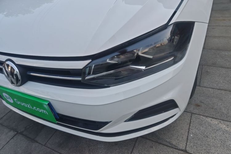 Volkswagen Polo 2021 car image #24