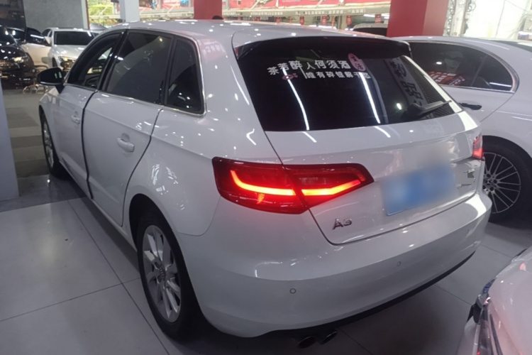 Audi A3 2017 car image #5