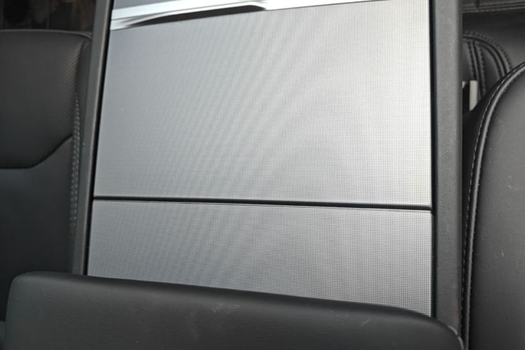 Tesla Model 3 2024 car image #14