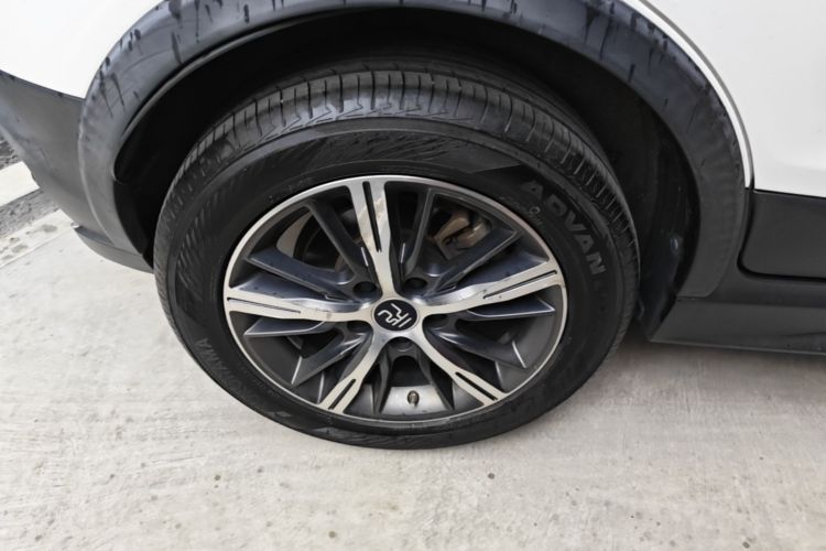 BYD Yuan New Energy 2019 immagine di auto #10