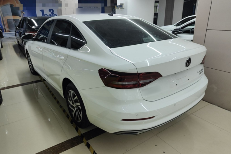 Volkswagen Lavida 2022 car image #5
