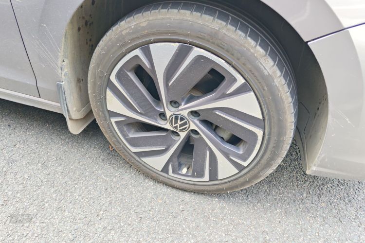 Volkswagen Bora 2023 car image #9