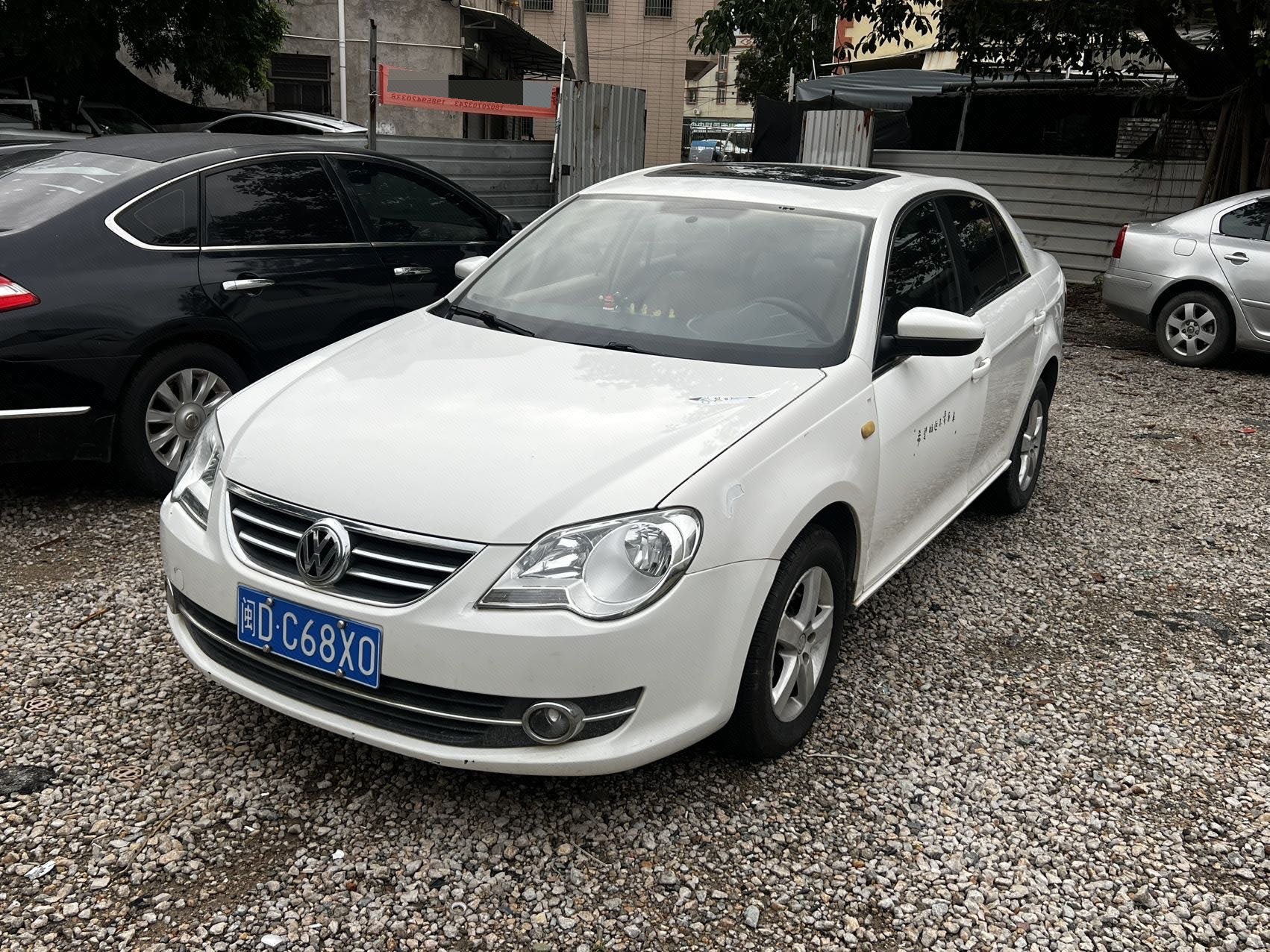 Volkswagen Bora 2009 car image 