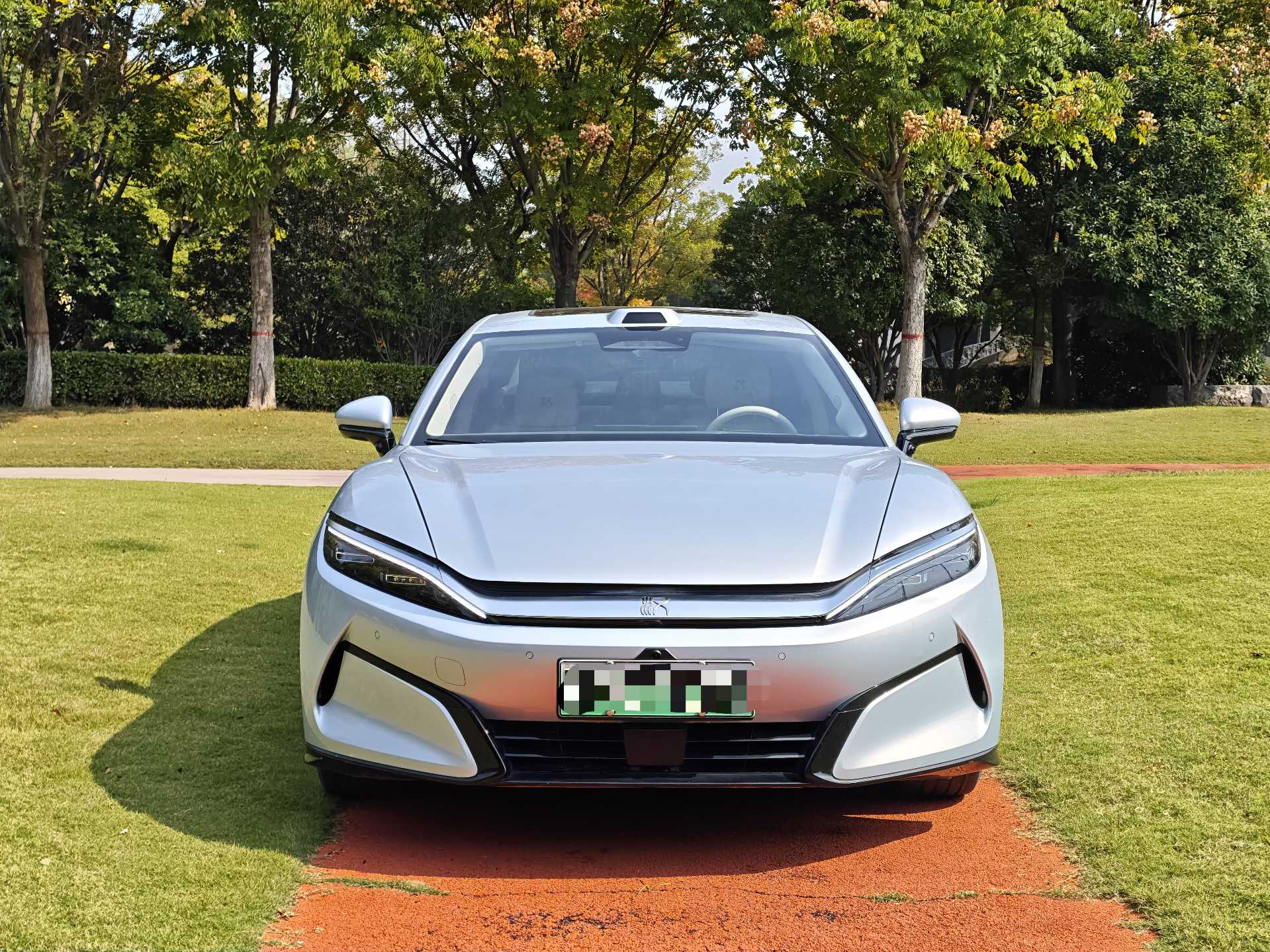 BYD HanL 2025 immagine di auto #2