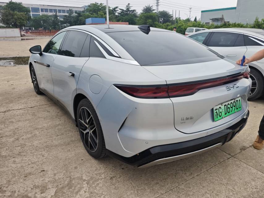 BYD HanL 2025 #6 BYD HanL 2025 صورة سيارة #6