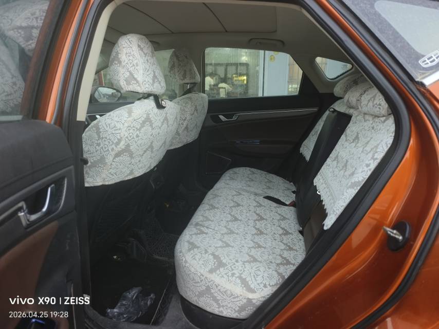 GEELY Emgrand GS 2016 car image #8