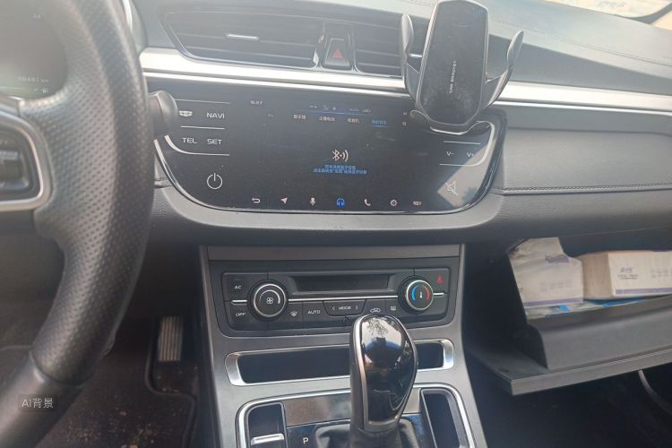 GEELY Emgrand 2019 car image #15