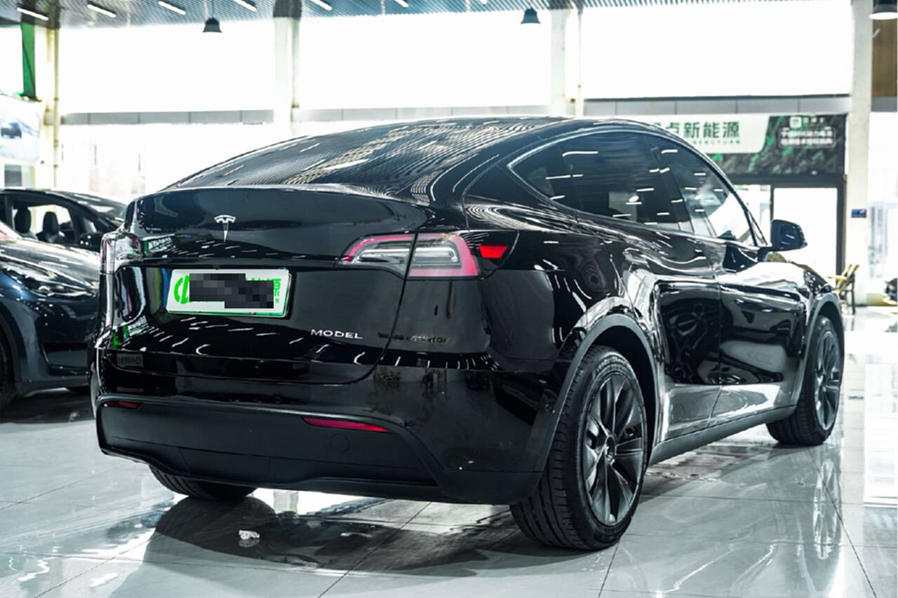 Tesla Model Y 2023 #4 Tesla Model Y 2023 immagine di auto #4