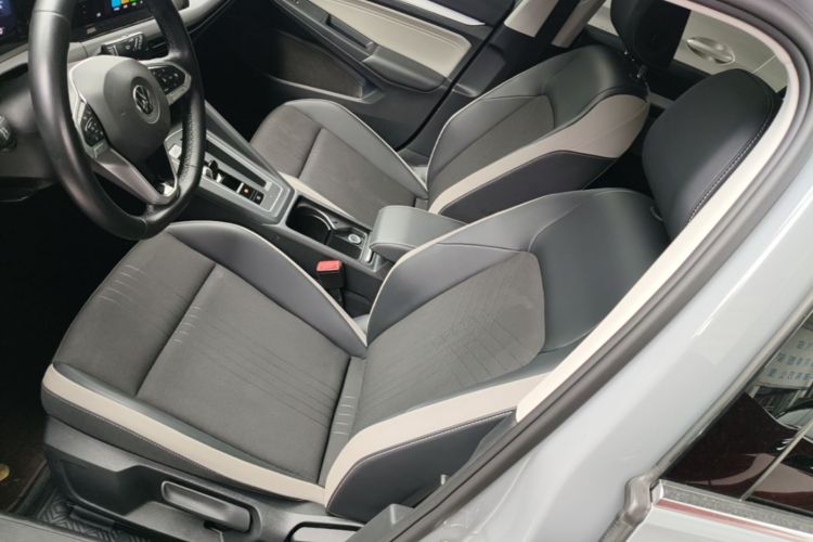 Volkswagen Golf 2021 #15 Volkswagen Golf 2021 car image #15
