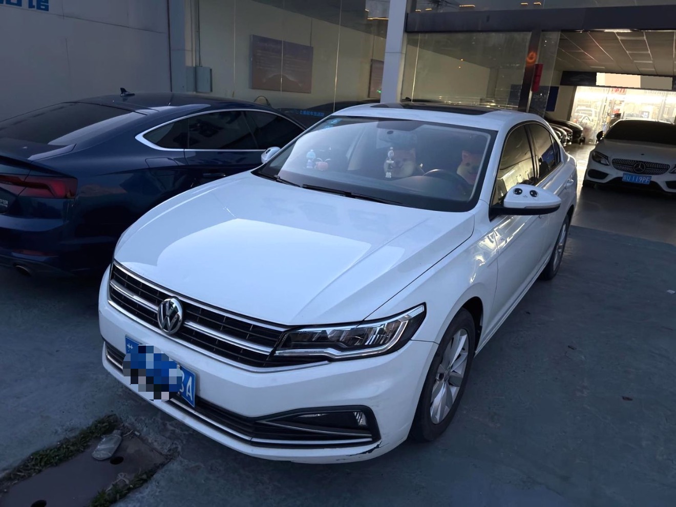 Volkswagen Bora 2020 car image 
