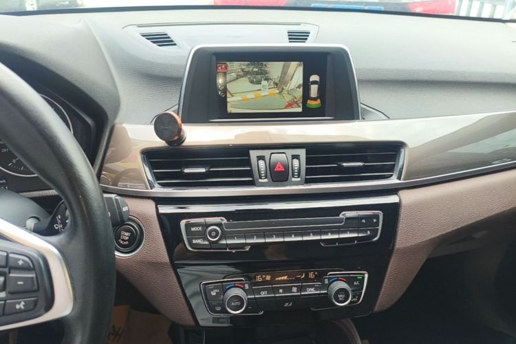BMW X1 2017 immagine di auto #17