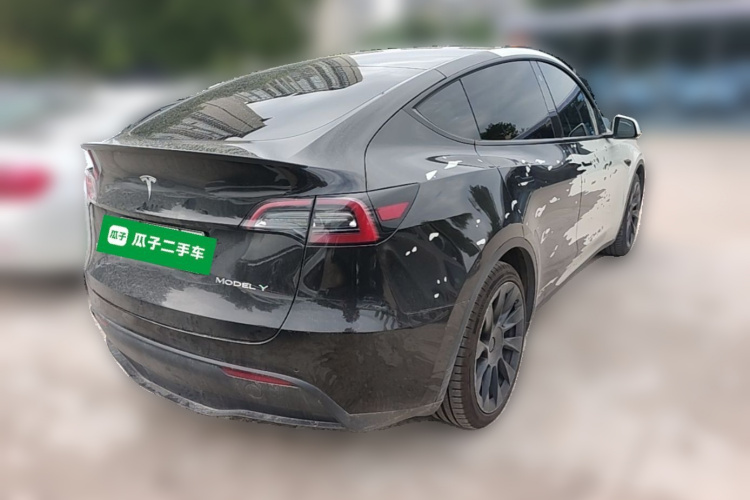Tesla Model Y 2021 #7 Tesla Model Y 2021 car image #7