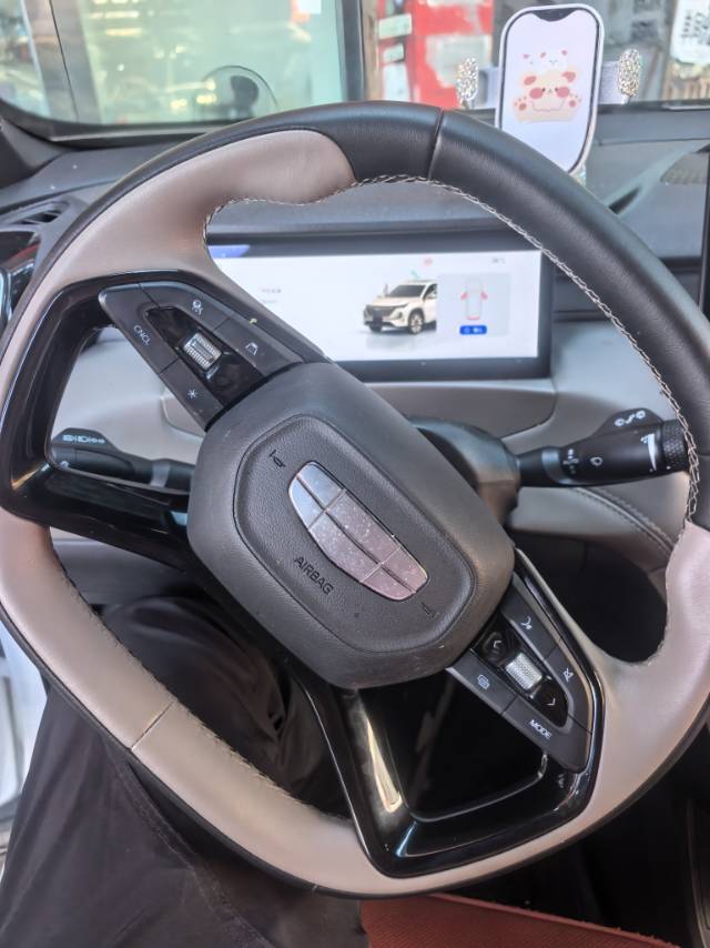 GEELY Boyue L 2025 #4 GEELY Boyue L 2025 car image #4
