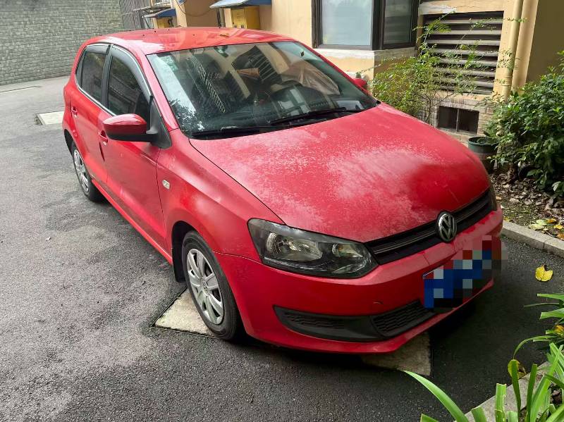Volkswagen Polo 2013 car image 