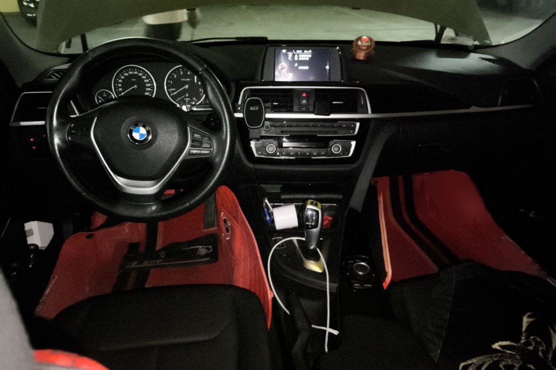 BMW 3 Series 2017 immagine di auto #21