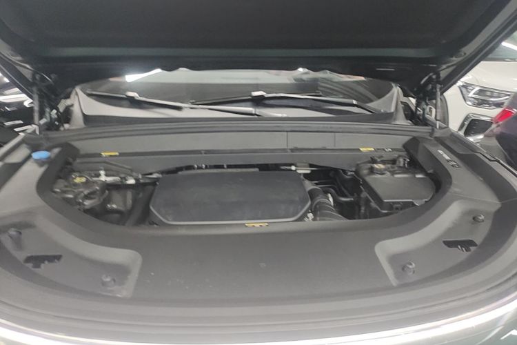 Li L9 2025 image de voiture #22