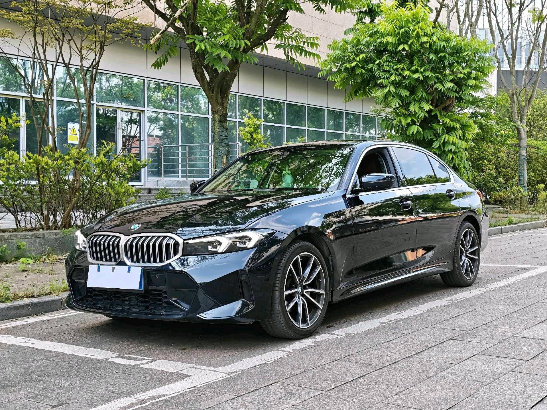 BMW 3 Series 2023 car image 