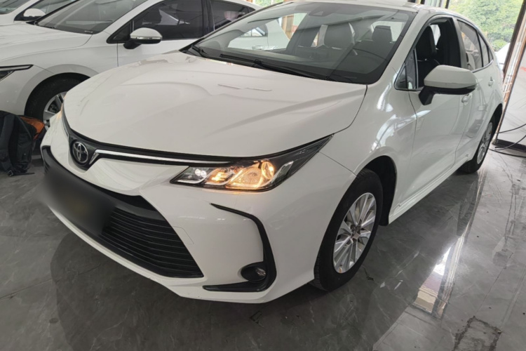 Toyota Corolla 2023 car image #2