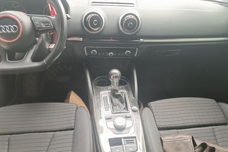 Audi A3 2018 image de voiture #18