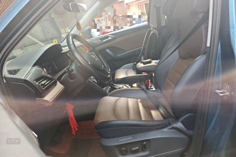 Volkswagen Tharu 2019 car image #17