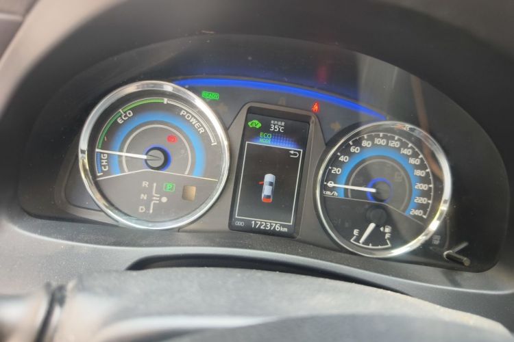 Toyota Corolla 2018 immagine di auto #12