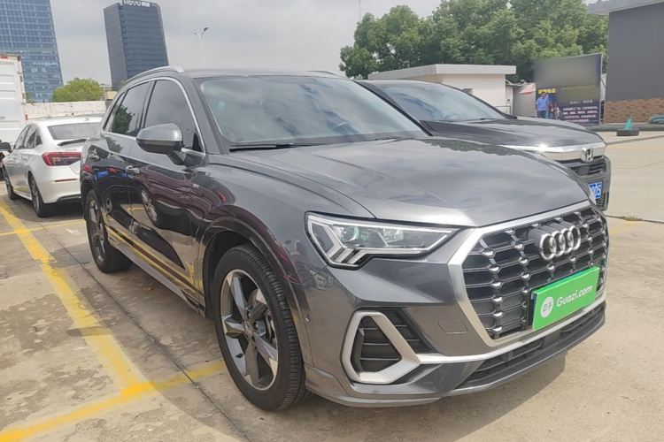 Audi Q3 2020 #4 Audi Q3 2020 car image #4