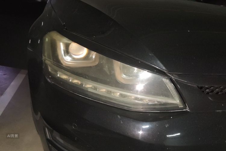 Volkswagen Golf 2017 car image #8