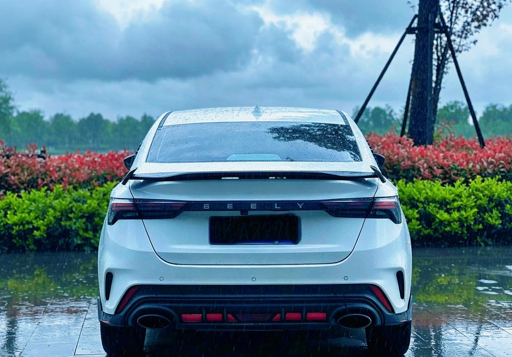 GEELY Binray 2022 imagem de carro #5