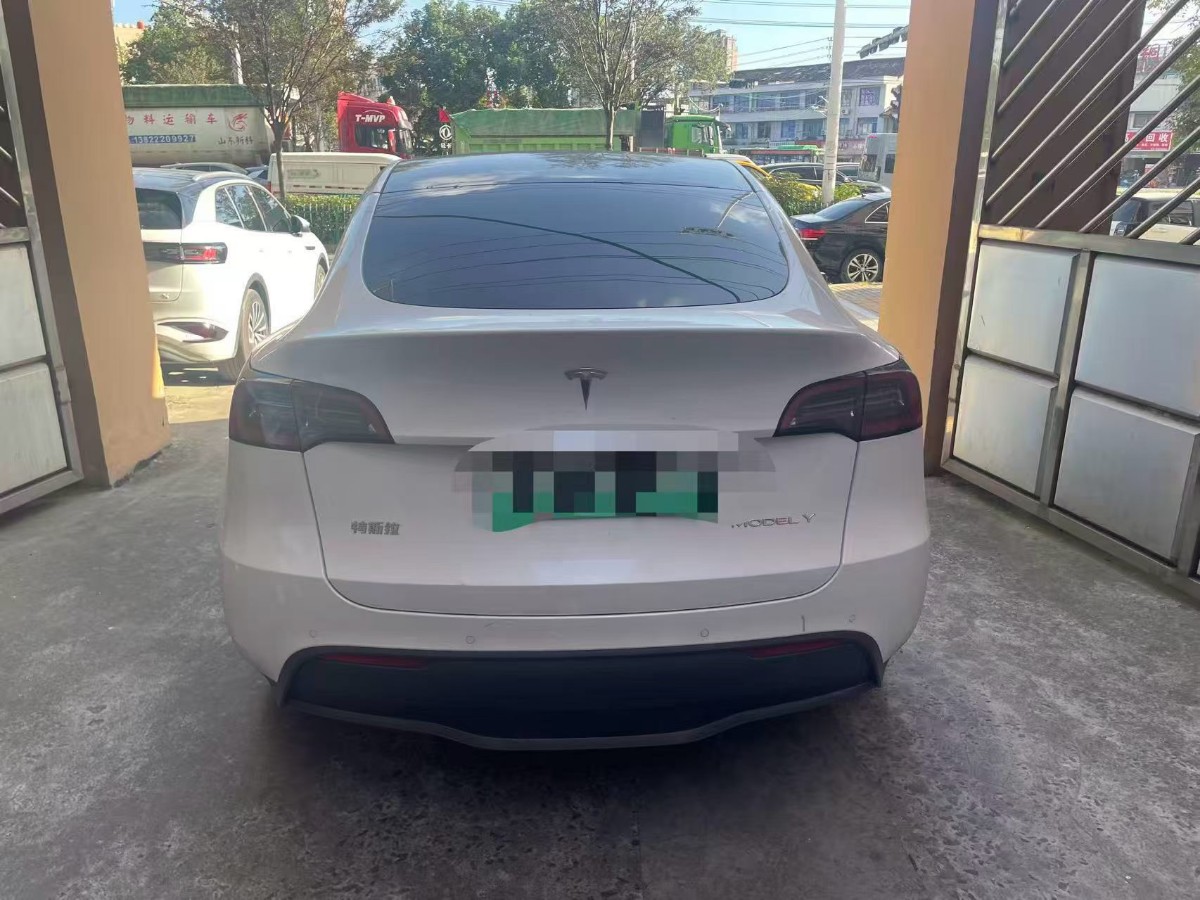 Tesla Model Y 2022 #7 Tesla Model Y 2022 car image #7