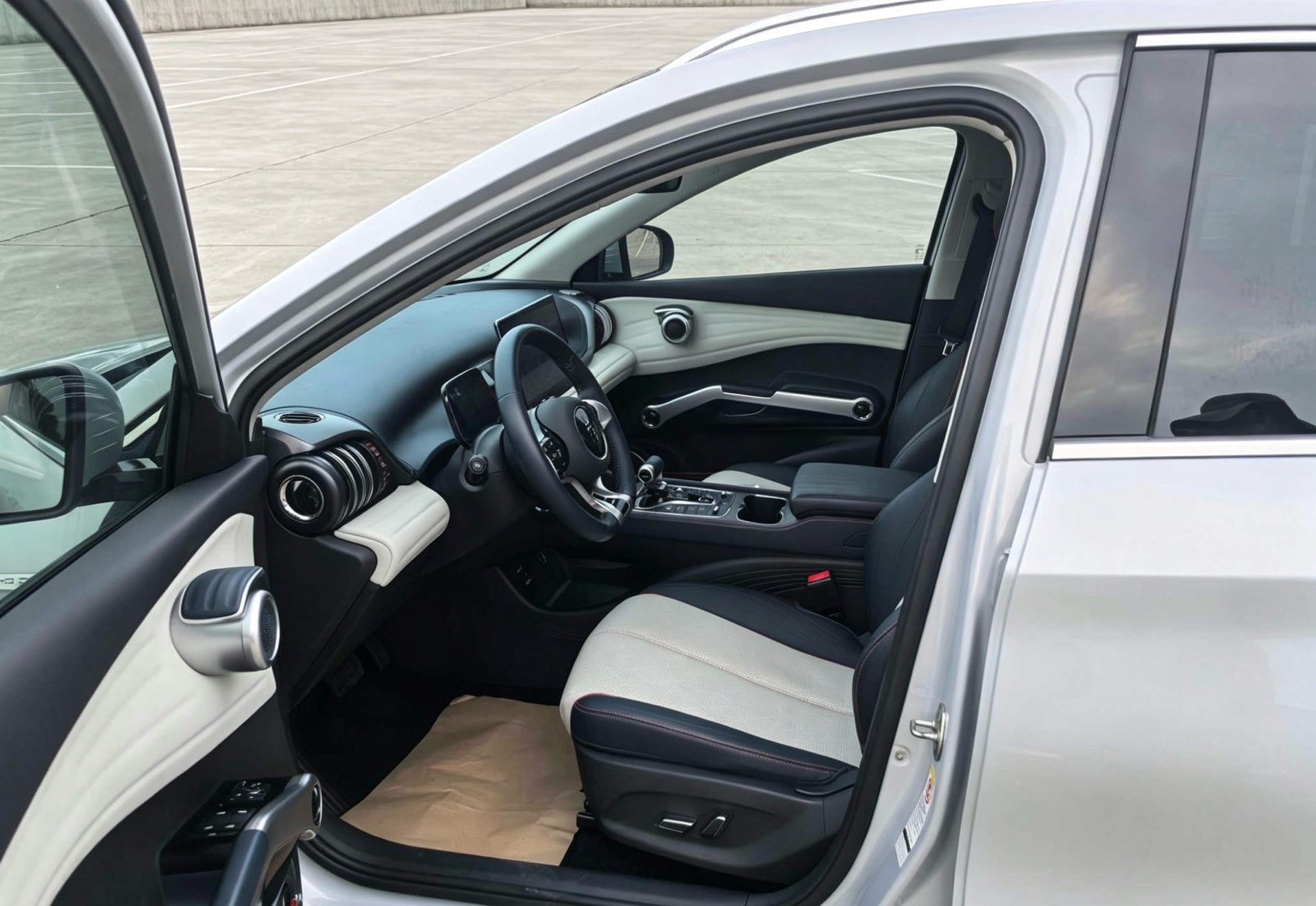 BYD Yuan Plus 2023 car image #7
