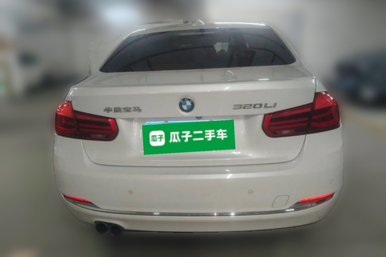 BMW 3 Series 2017 car image #6