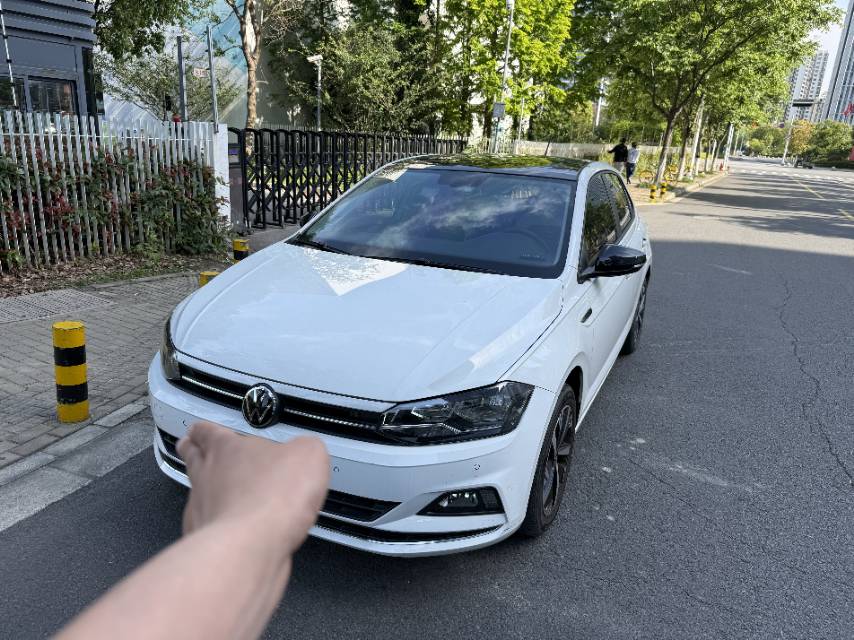 Volkswagen Polo 2021 Volkswagen Polo 2021 car image