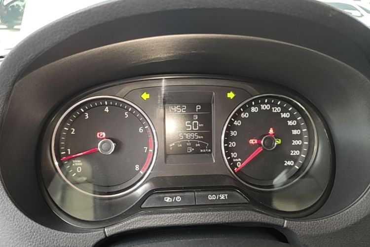 Volkswagen Polo 2016 #12 Volkswagen Polo 2016 car image #12