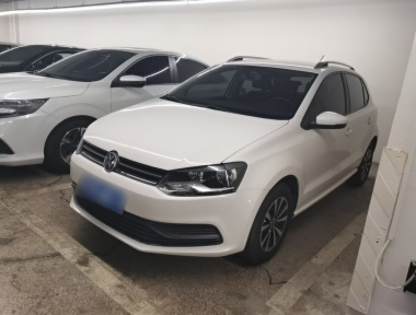 Volkswagen Polo 2015 Volkswagen Polo 2015 car image