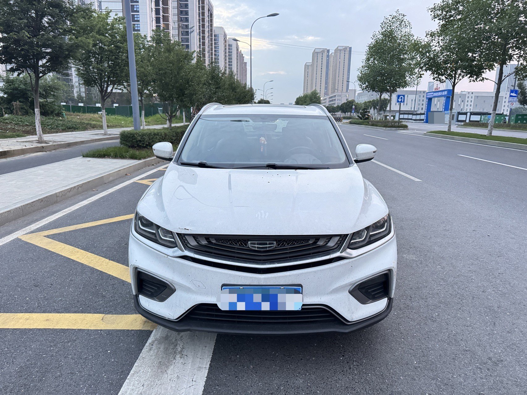 GEELY Coolray 2020 car image #2